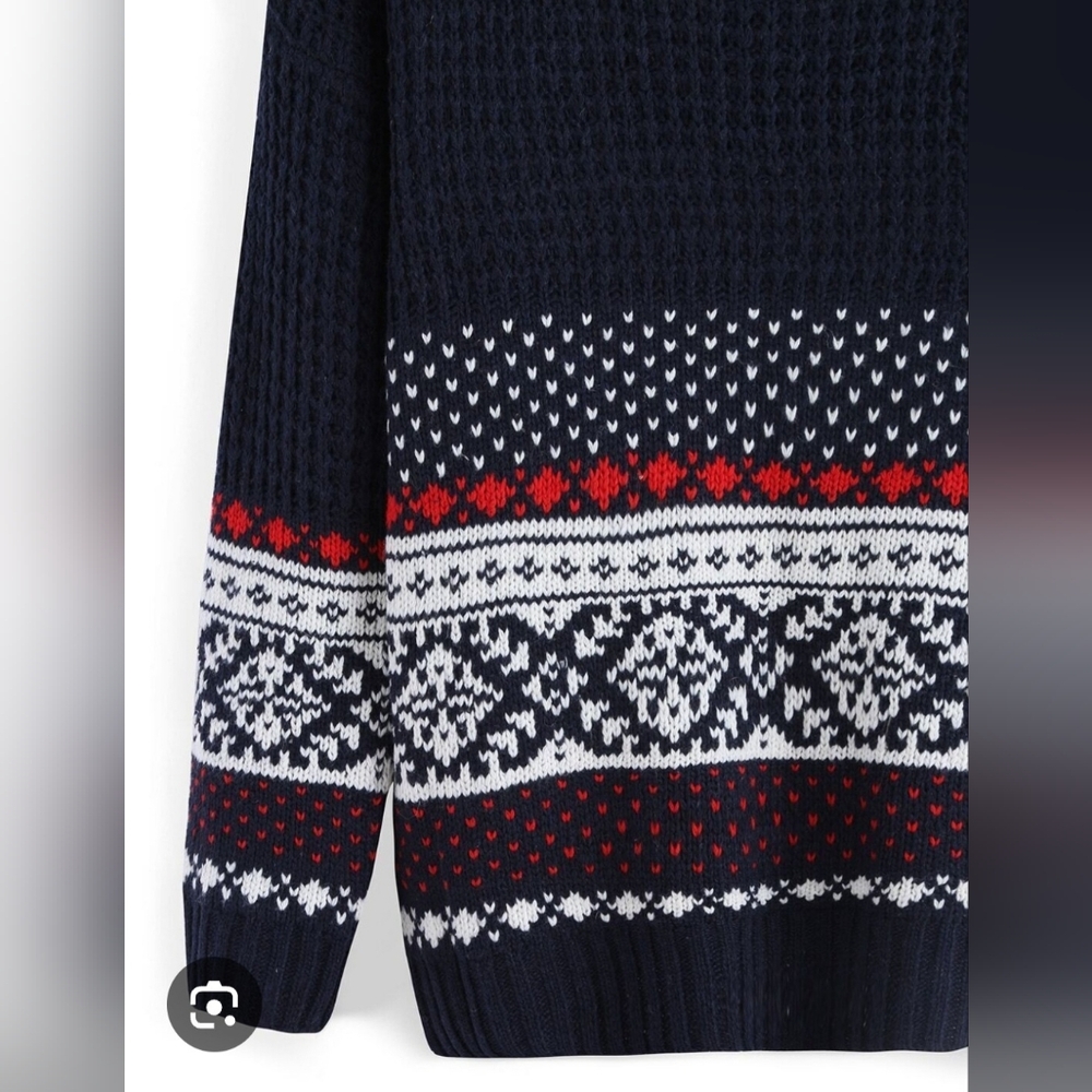 Choices Navy and Red Patterned Crewneck Sweater